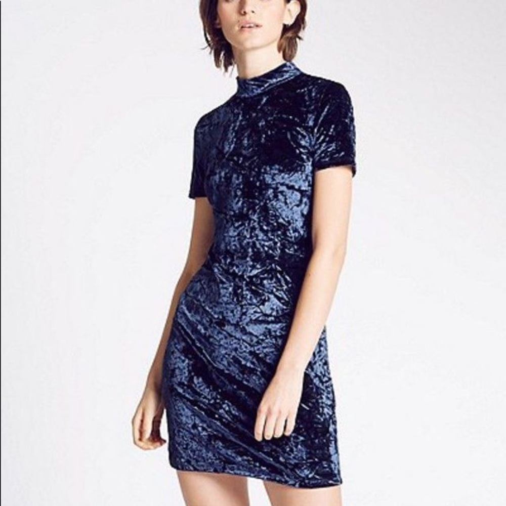 ✨SALE✨ crushed velvet dress